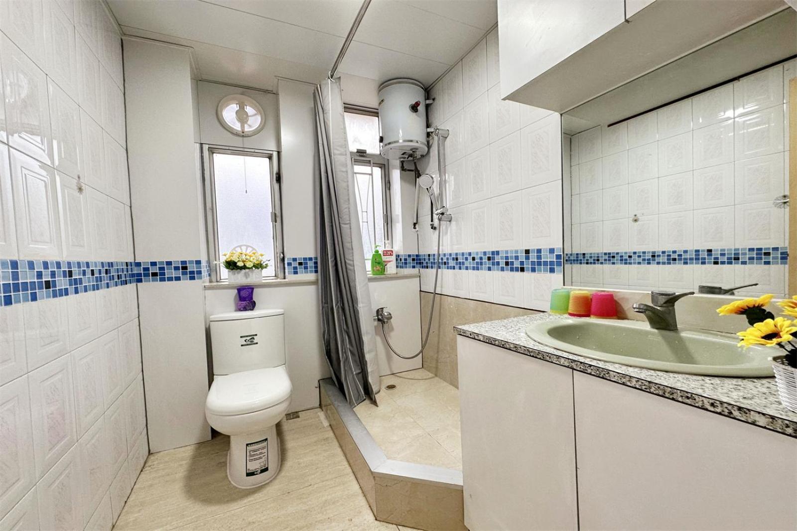 Fantastic Queen Beds, 4Rms Beside Mtr Grand 14Ppls 2 Bathrm Hong Kong Exterior foto
